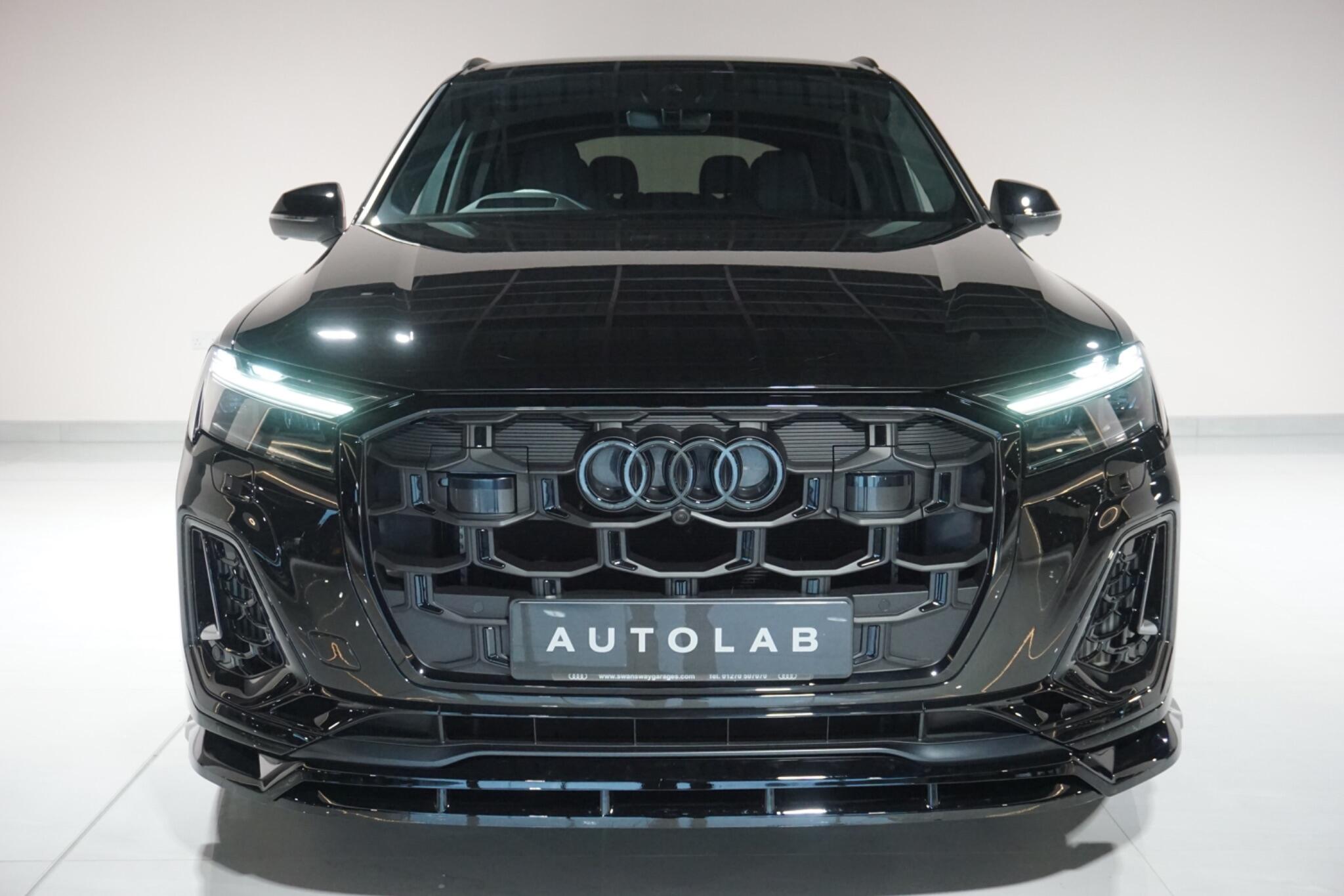 Audi SQ7 4.0 TFSI V8 Black Edition SUV 5dr Petrol Tiptronic quattro Euro 6 (s/s) (507 ps)